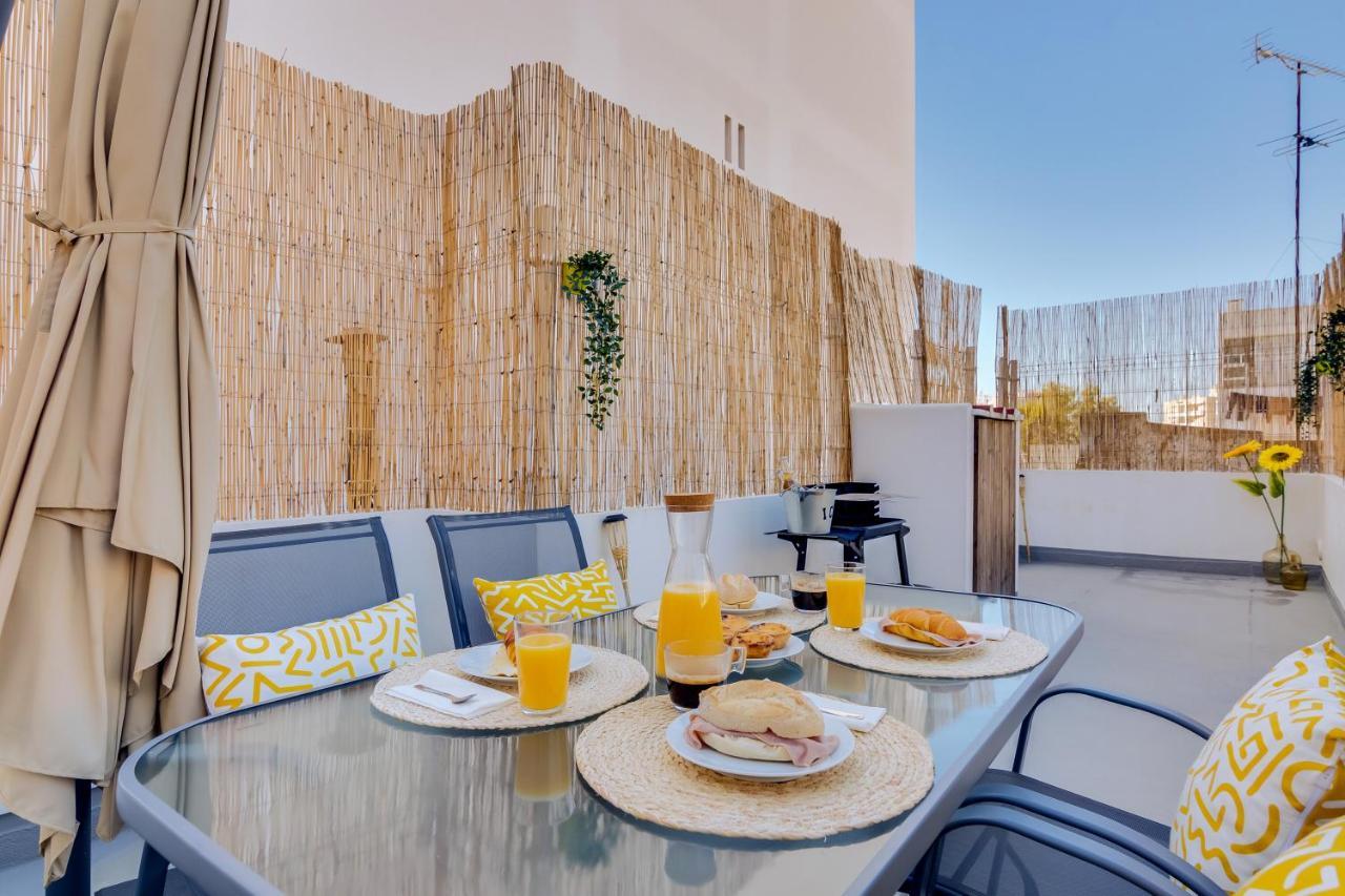 Villa Faro: Casa Trevo Com Terraco Bbq Exterior foto